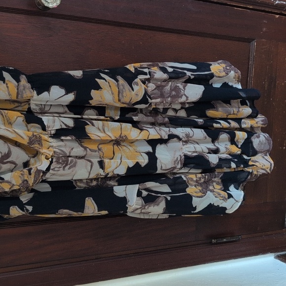 Lane Bryant Flowy Tank Floral Dress Size 26/28 - Picture 4 of 6